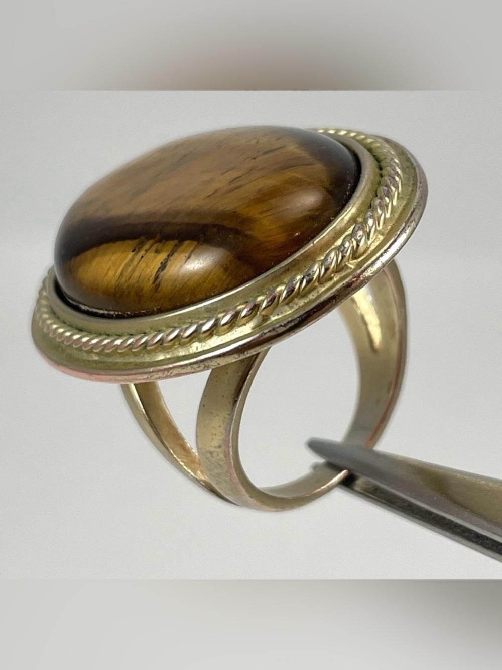 Stunning Silver Tone Oval Cut Tigers Eye Gemstone Statement Ring Stunning Sz 8